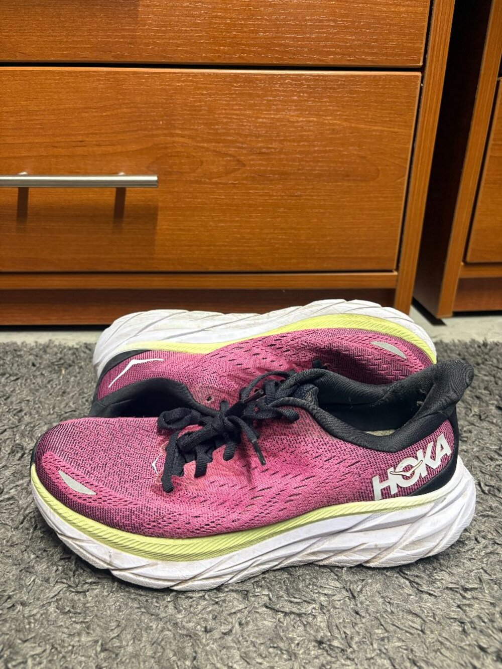 Hoka One One Clifton 8 Womens Size 8??? Pink Athletic Running Shoes Sneakers Run